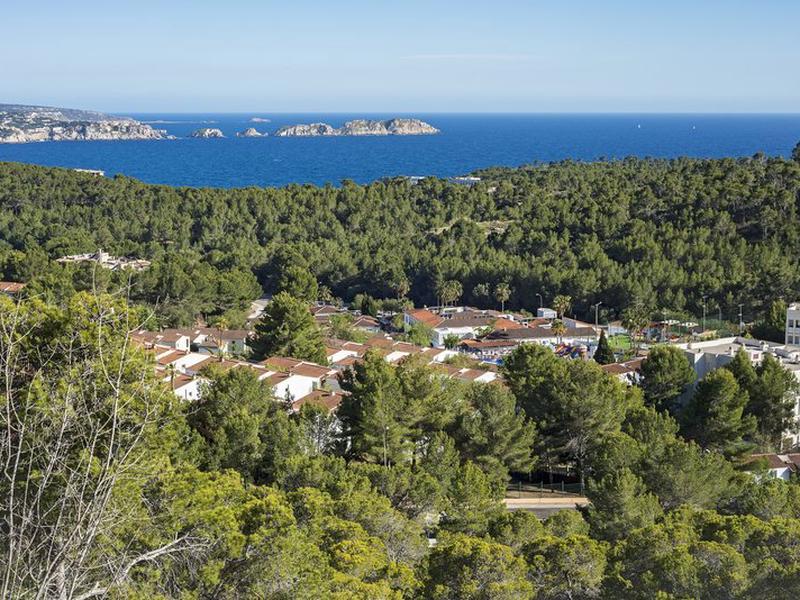 3ADEF6AB5F5F8840B4E52DEA68EE18F8