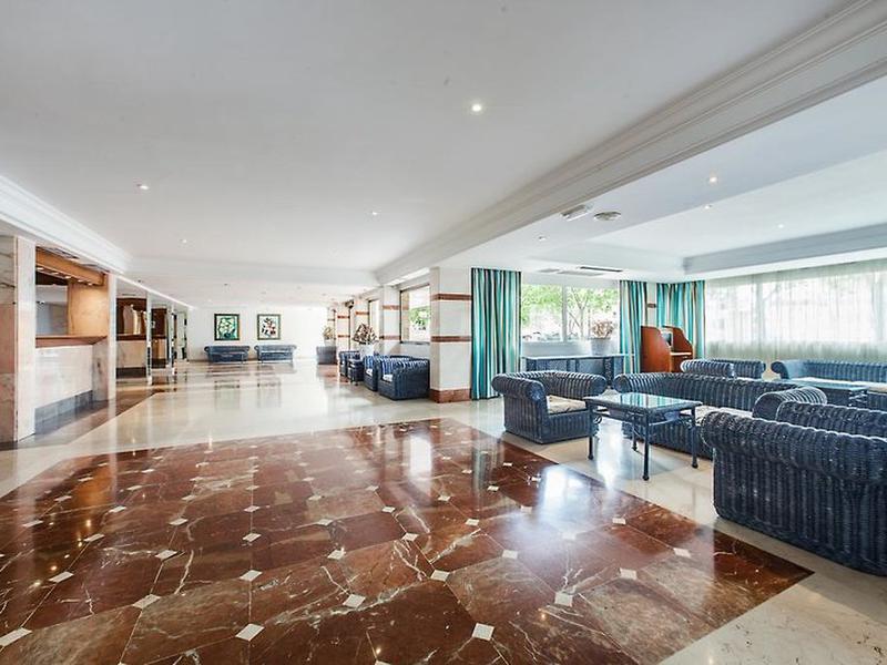 15CEA1EE46A2C46D85091FBAF354C47E