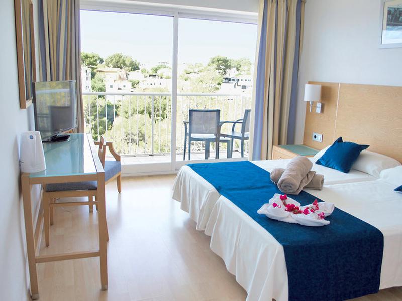 20EB879BDC853E09975DE5E614BCD348