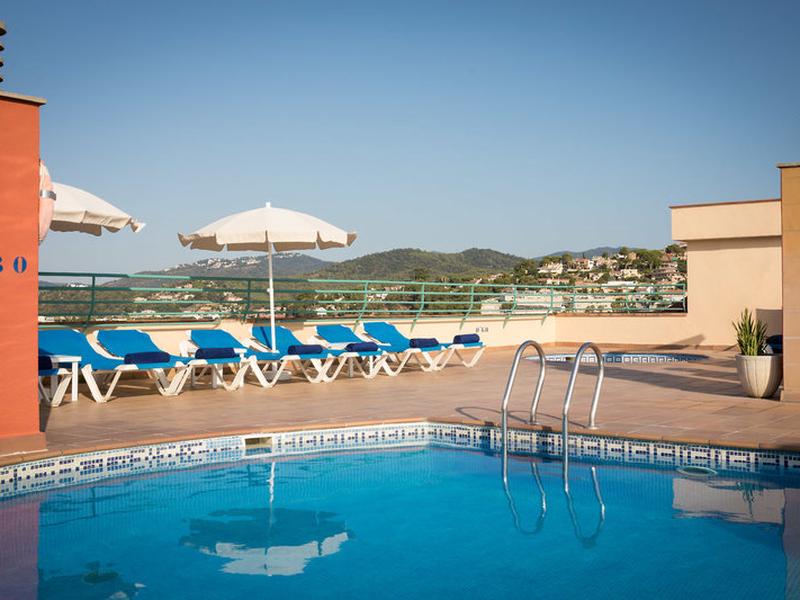 F7410C44DF72D0CFA4EF4FB3D64756BA