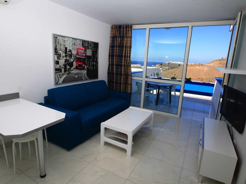 BAC8590816AF8F32D72AA7FA97A0323B