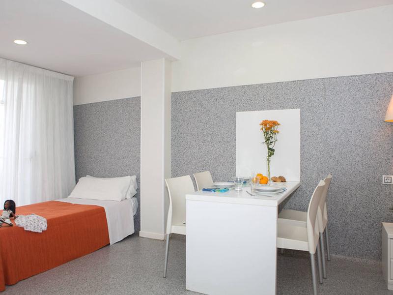 A2976BC812A0029B85DA4F35444E18C7