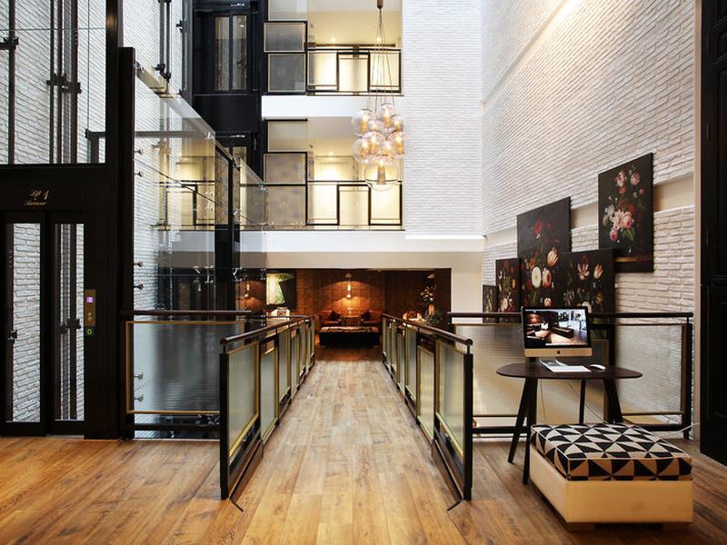 F11D291CC962BB21B1D3D51F3146B9DF