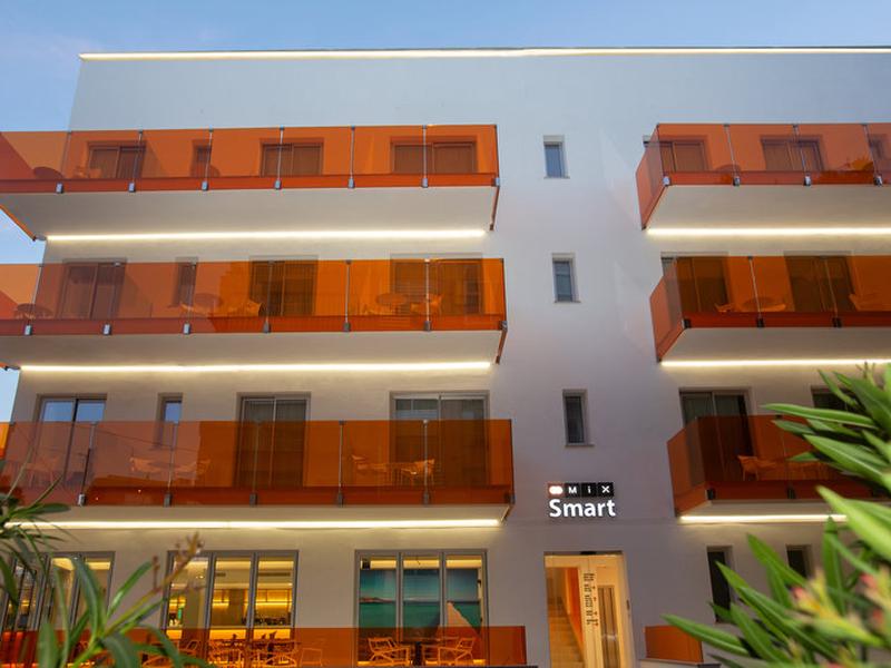 8F7EA8D9A5EC7BE7959F8C7A421C97F0