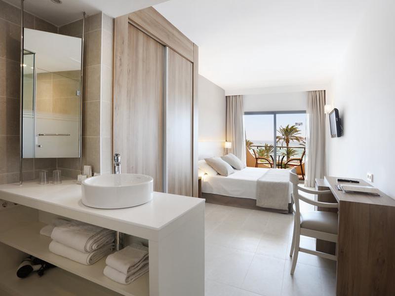 B7C2F0FDD3158581D38568846D7BB43B