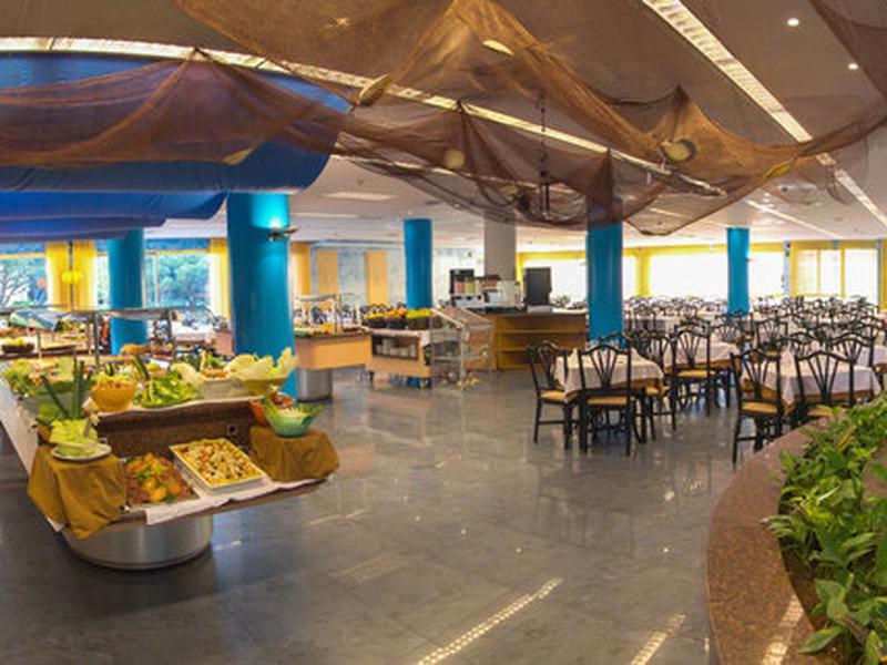 B53CD8CD7185B939CBAE9FF7E1144041