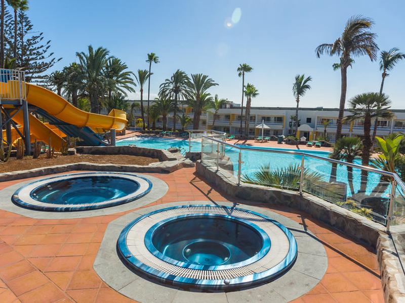 Abora Interclub by Lopesan Hotels
