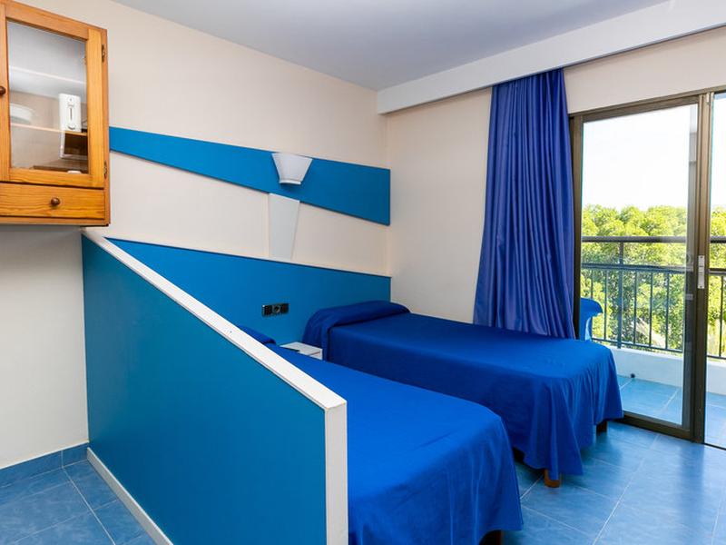 146FEB1CDE392958618FFFE5E886FEE4