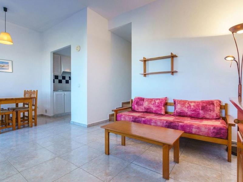 86C67758E4C6B58467BA8B71071F32CF