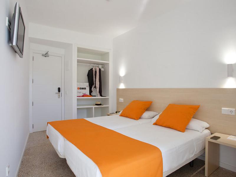 2BDD64CA2A44C9D5773292517CEDDB49