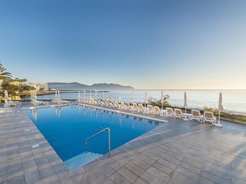 32471890217E12DCE61515B0F499426D