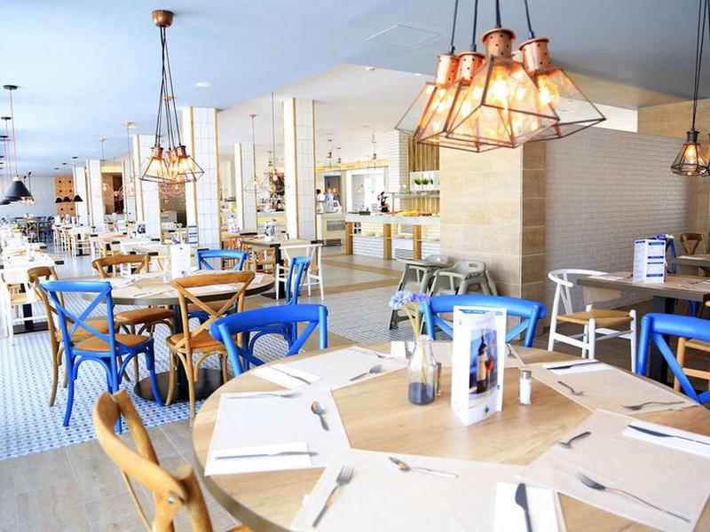 C65880598054A33E147D5FC5599F258F