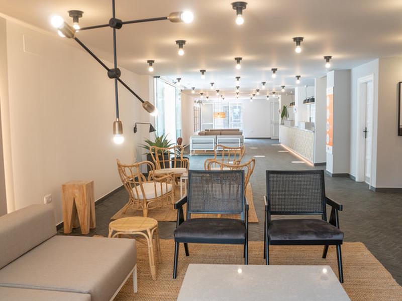 C60DB1352E19F4F45800CDDF6D297F2D