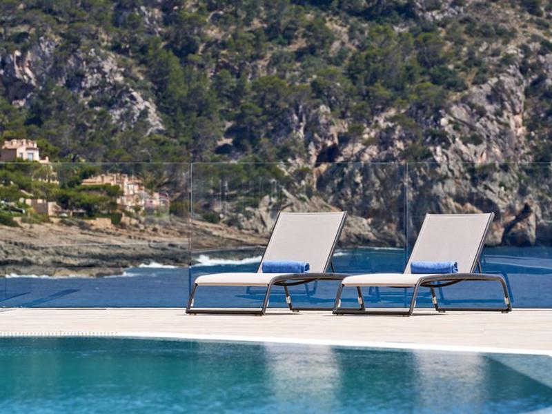 B5DC61091923846FEBD6EBBF9DD9CE8F