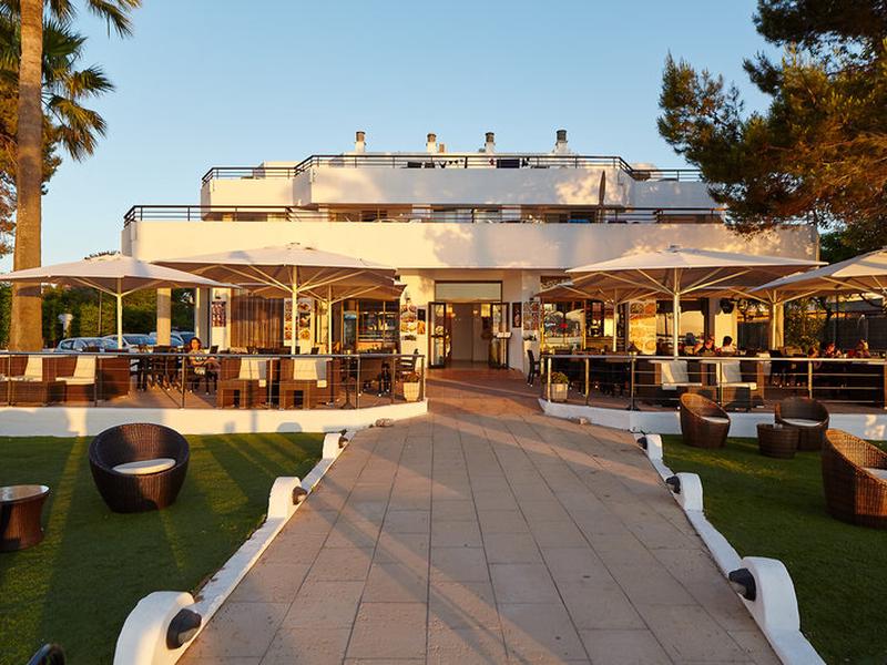 9B281C821B3318B74C44E9DC64B461B5