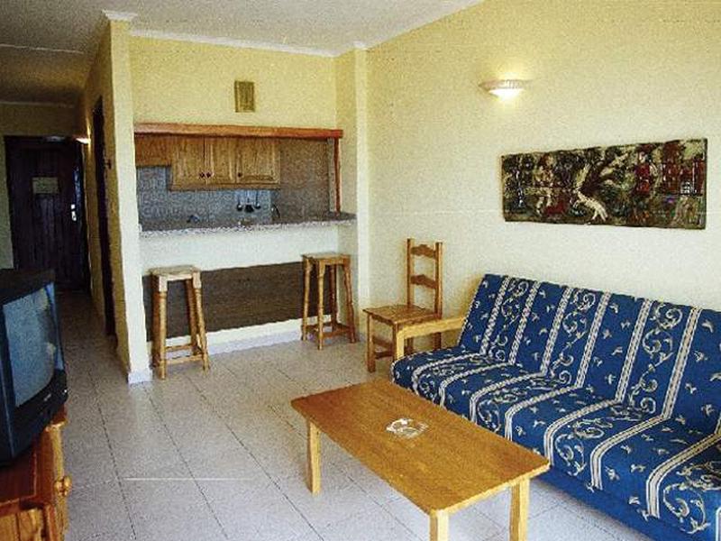 43FEE322C03B870EE5E415DD82FFC0FB