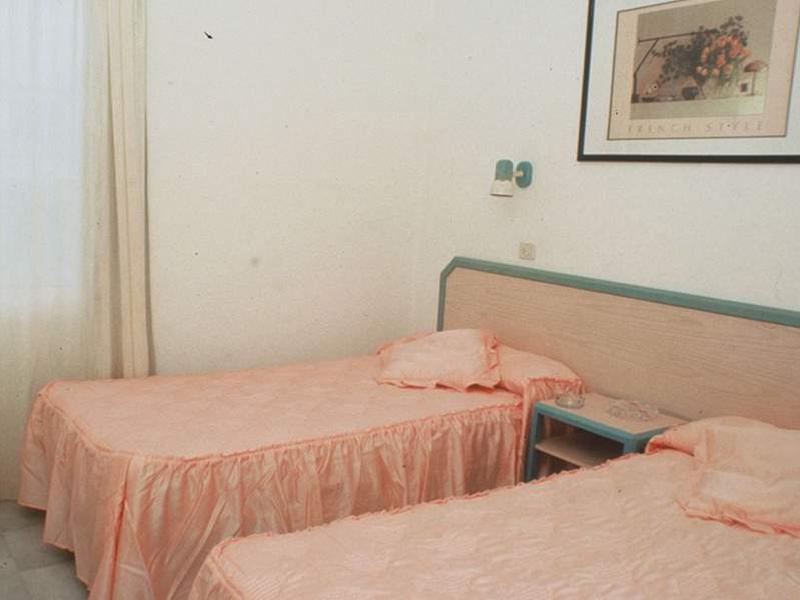 1A95F86AAEA779719009358648FB278F