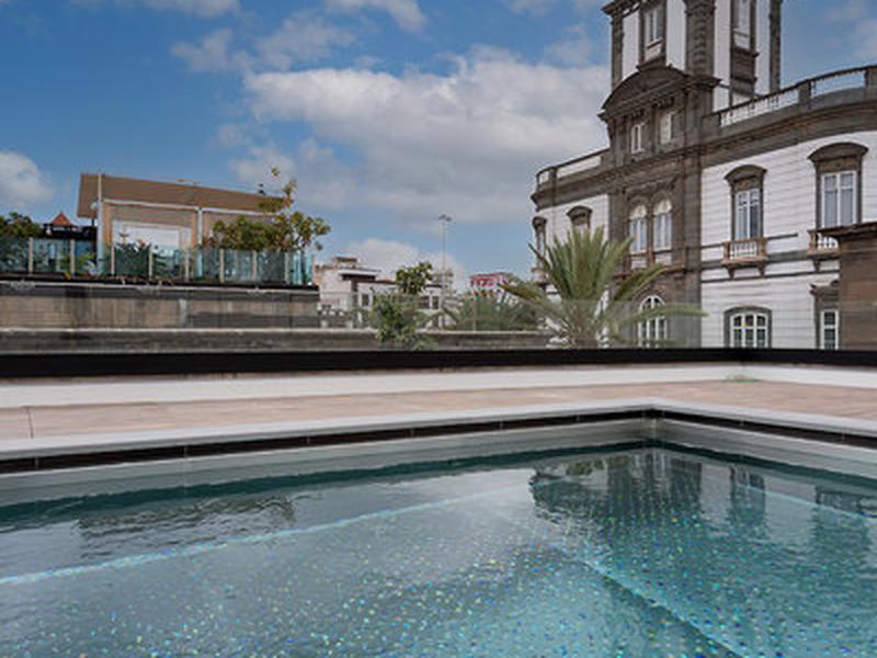 58A2666E8C867FAD9E90100DE525DF1D