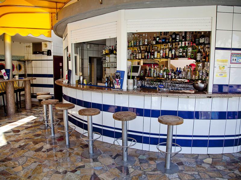 49F1345FDBA9A6CB7D403201BA04E9BF