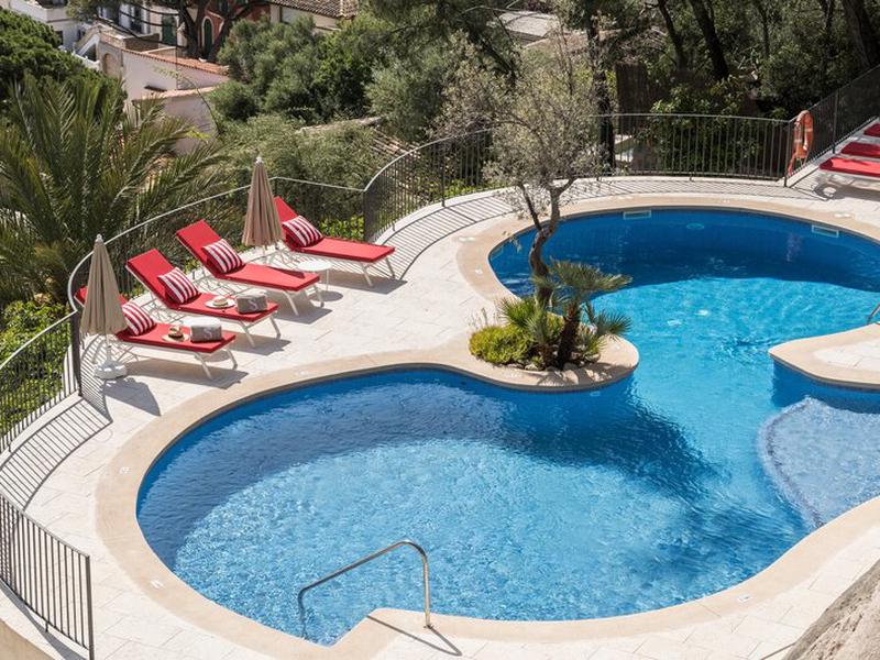 CC0AF985C8B47E1B5D5BBC5DE769608D