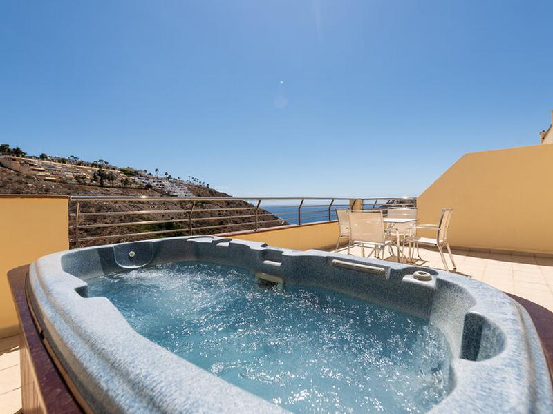 5DF4E00F1489DFEB26A9C46BDA4C8BBF