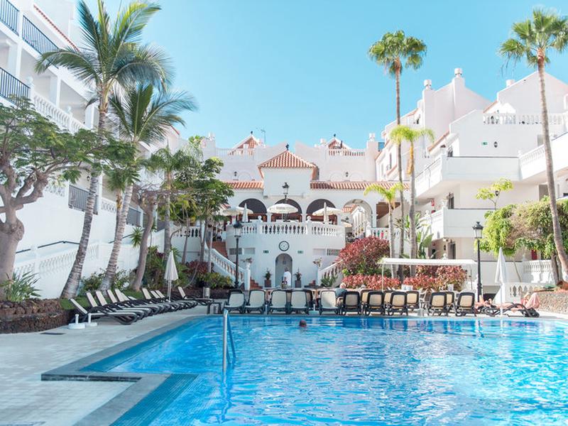 A8B288A8FF7D0FDD7788A563481C3F57