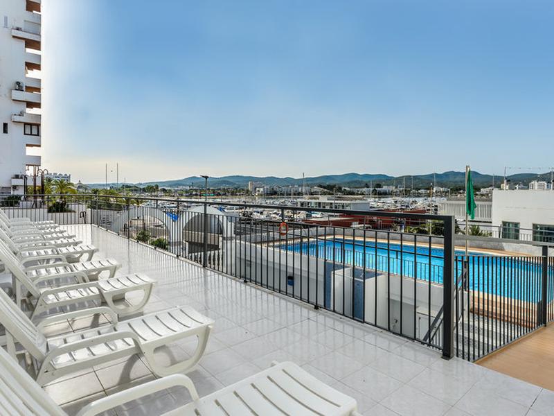 EB4F3514B648840AF88D022035F58E78