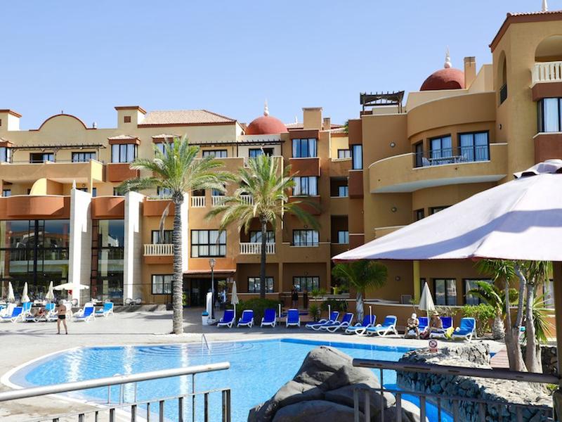 746DC615BFBDBD6DF95DBB3FB6F928EA