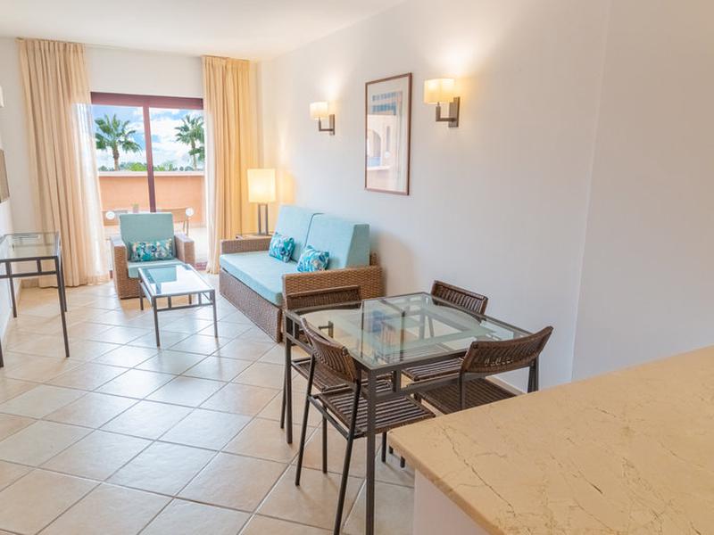 E765AEF73FE1F3CCB90205D9B00E234A