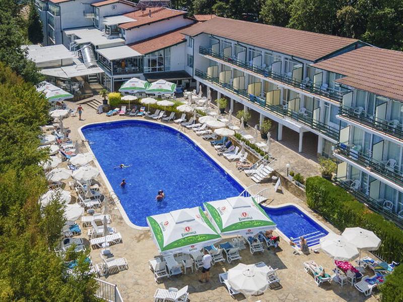 ADEA8FF72165B5B7BC4A41E020655D7B