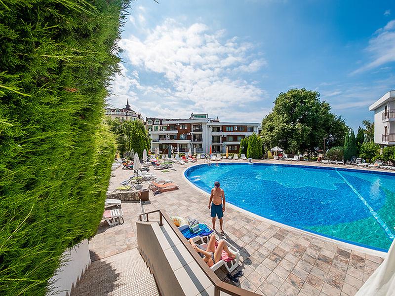 8AE82AE0ECB00CF9E9428D7F06AA33B5