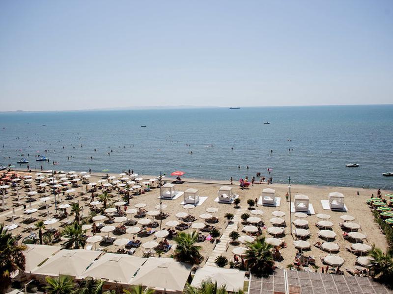 773700DF7FC66830F5940A47652FE9B2