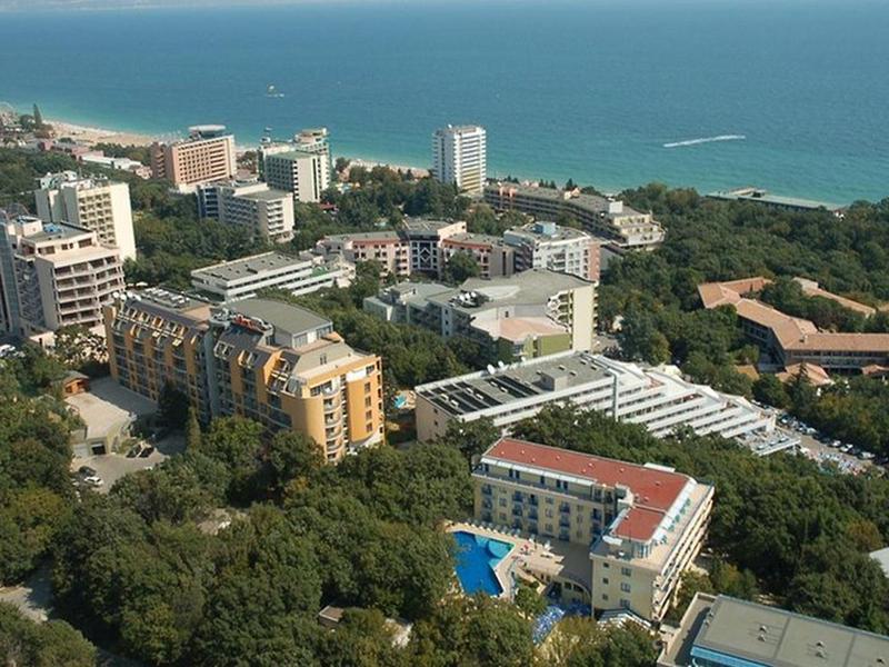 F70022A5F942629E895523574624301F