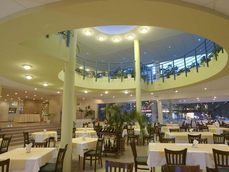 D84EC8CDF6876C6E2FB253DD3A40B8EC