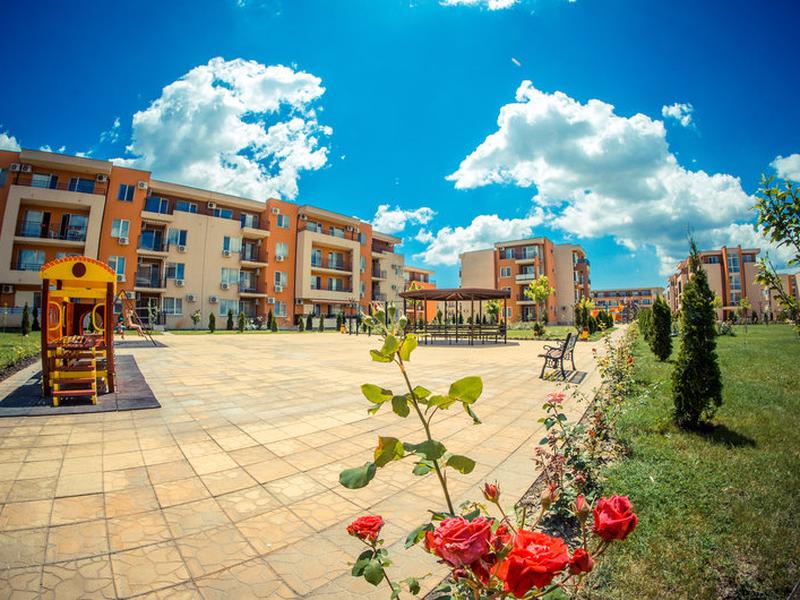 BA77354F13E32D85A8AE381FC5229585