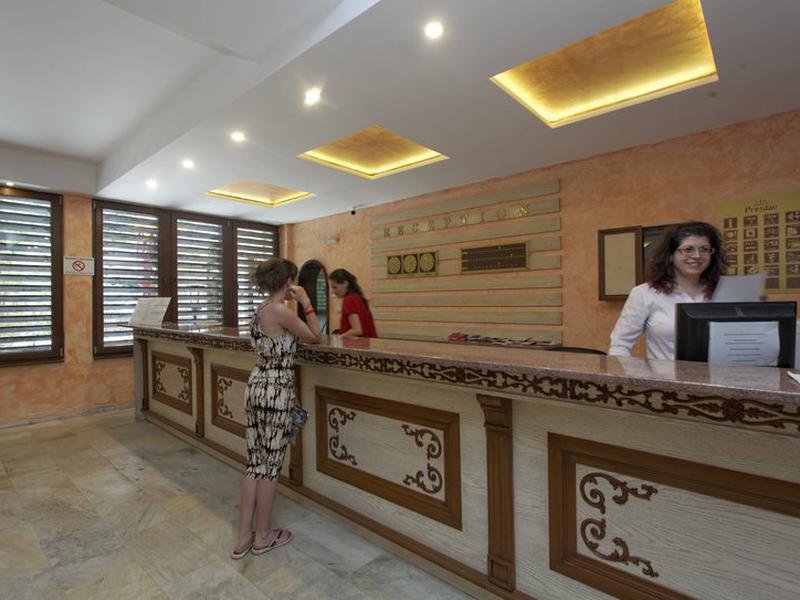 895D8F39F0B63E4DAA75E786C641A345