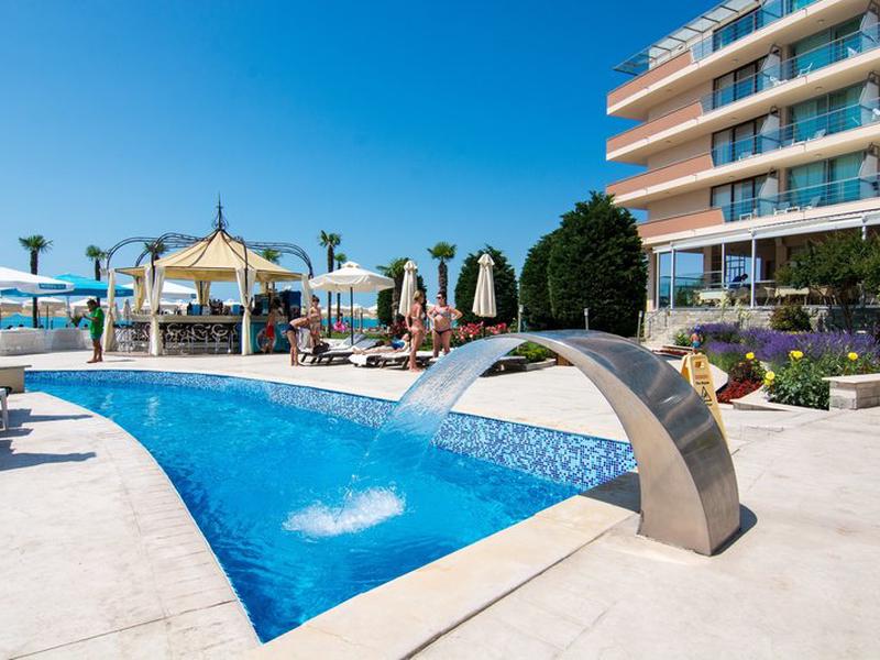 3AEB4BABC2B1B85E1DF2B384C76A77C3