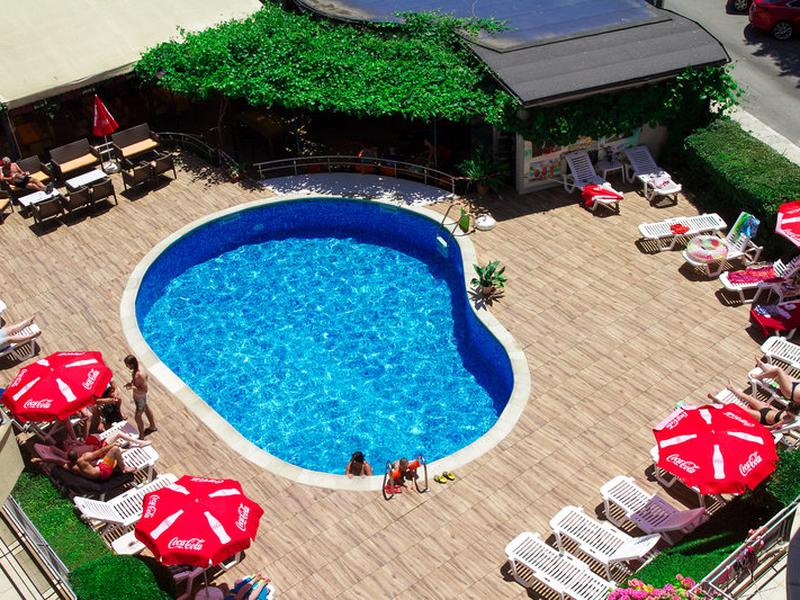 C496AEDF27263F0580A16D1D35D4F279