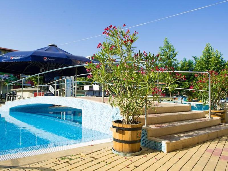 3FA1E3844EC2419741BE03047C1F482F