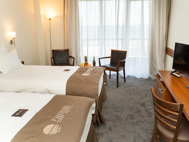 23D850FA5774CBEFAF3A917F63B7D18C