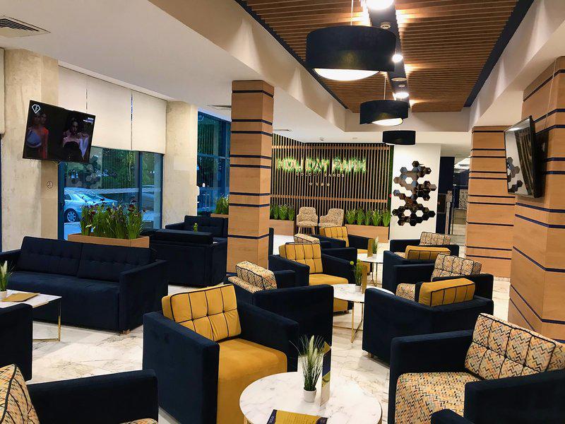 DCE94716708FD85519A76C163046B6E4