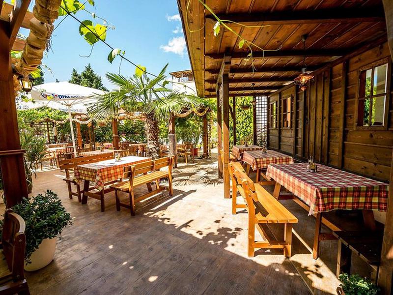 93E261D30026D168735F90D6772F4D90