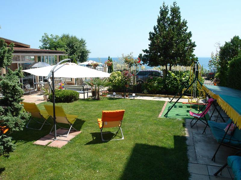 62C83754FD80E430BF104DF28690353F