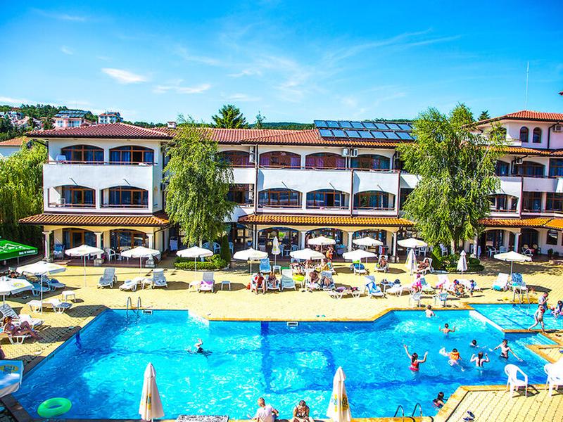 975473D0F15DADF8737BEF7626BB0F9B