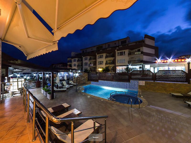 2AF9BAB6D136C421F0C67BAC71C702B6