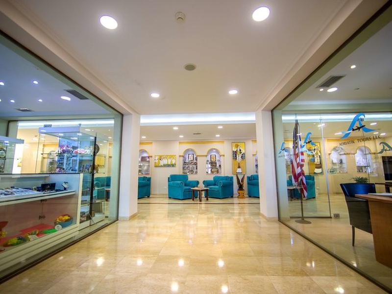 561B14254853AE7C7BEAAE30AAF1852D