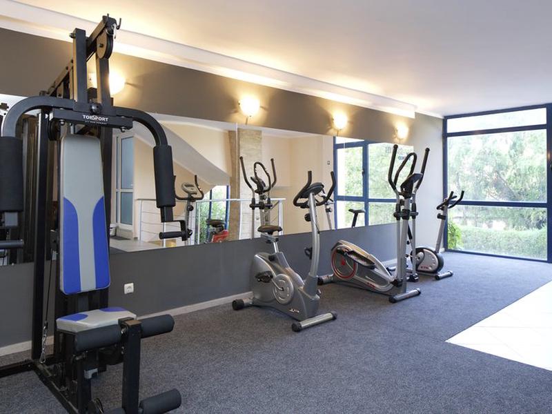 265A166F46BDF00D90E76B4CA93DA20A