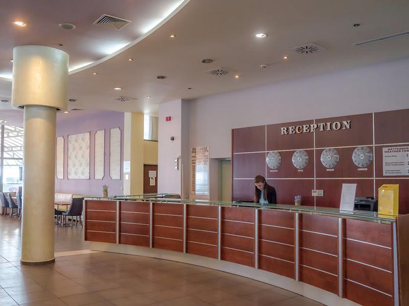 2A220F5408580EB21008F058FC84EB32