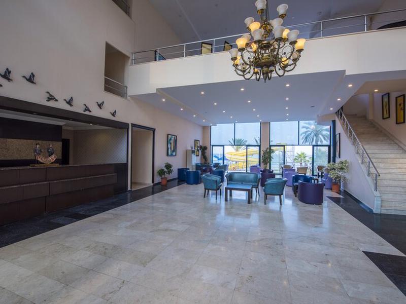 6BD7C3A89227848BC2EFA43E02E68A3D