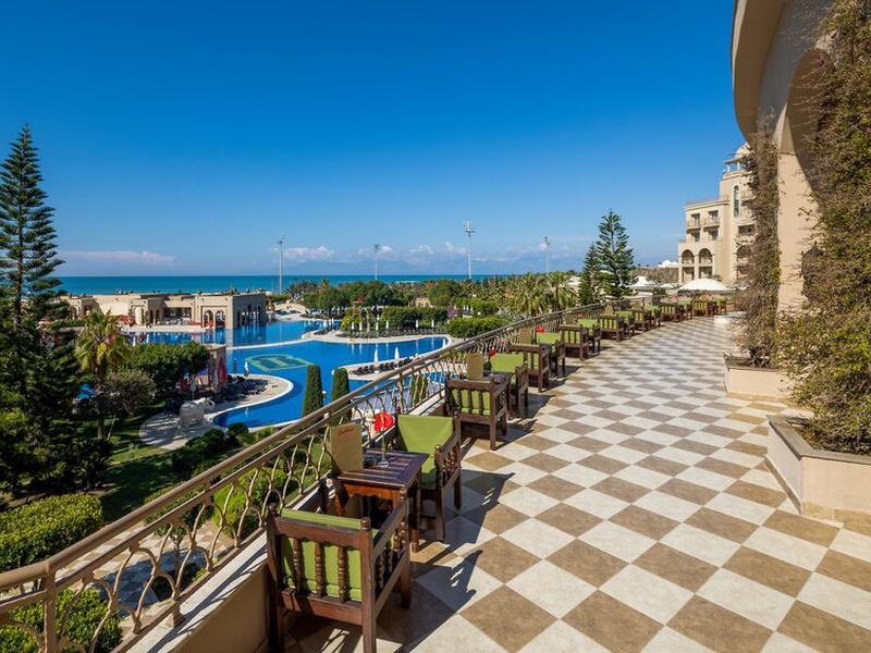 EBE2785E1F849D2306DC60CD02A660DB